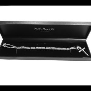 Silver 16 in. chain with cross pendant